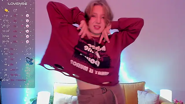 Hailey Foxy online show from October 2025 08:56:02 AM