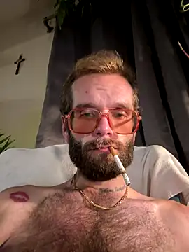 hungspundick1 online show from October 2025 10:14:01 AM