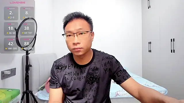 zhubo520 online show from June 2026 02:39:02 AM