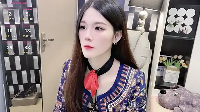 Snapshot of Yueyue-MM chatting on November 2025 01:39:01 AM Yueyue-MM online show from November 2025 01:39:01 AM