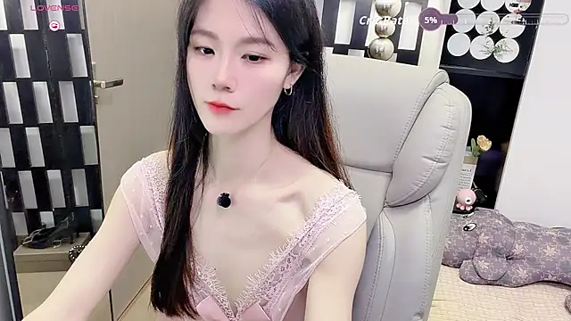 Snapshot of Yueyue-MM chatting on July 2026 01:54:01 AM Yueyue-MM online show from July 2026 01:54:01 AM