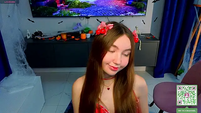 Snapshot of ElfredaTupy chatting on November 2025 07:08:02 PM ElfredaTupy online show from November 2025 07:08:02 PM