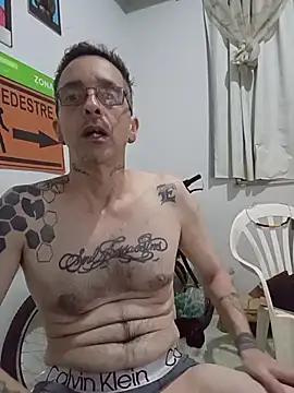 dinho carioca online show from December 2025 04:42:02 AM