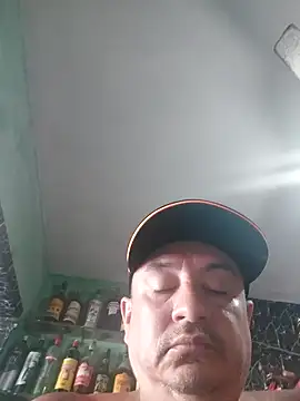 andrerj22 online show from October 2025 06:15:01 PM