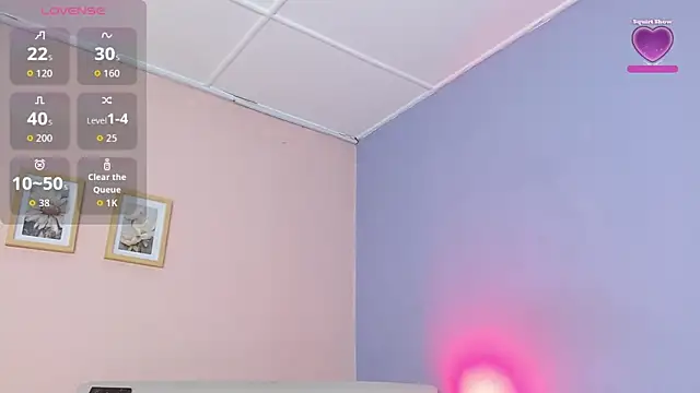 lourdes moon22 online show from October 2025 01:41:01 PM