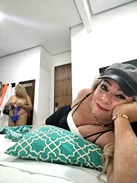  SARAI DUPONT online show from November 2025 10:45:02 PM