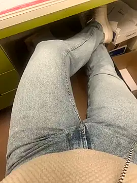 Snapshot of Normalludo0202 chatting on March 2026 07:55:02 AM Normalludo0202 online show from March 2026 07:55:02 AM