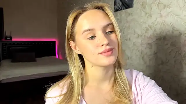 ElisabetLorney online show from October 2025 07:18:02 AM