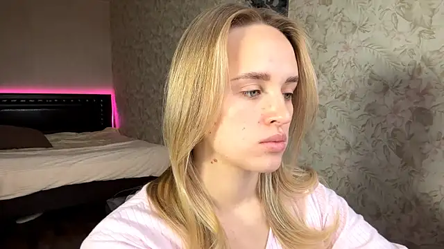 ElisabetLorney online show from November 2025 08:13:02 AM