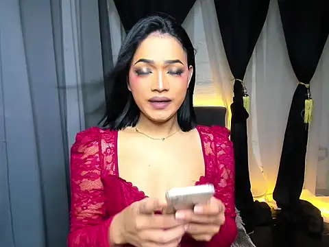 Snapshot of WenceSmith chatting on September 2025 06:18:01 PM WenceSmith online show from September 2025 06:18:01 PM