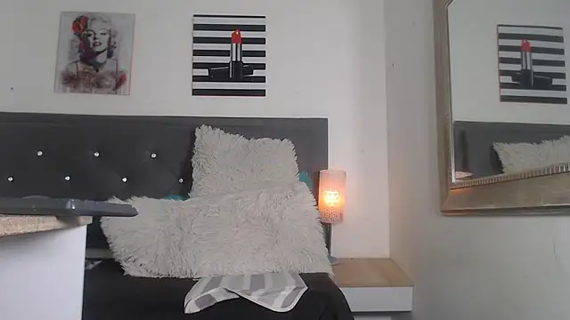 Snapshot of madison__love_ chatting on February 2026 07:19:02 PM madison love online show from February 2026 07:19:02 PM