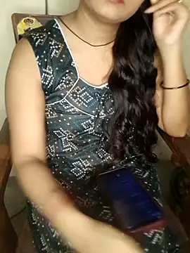 Minu love online show from September 2025 07:15:02 PM