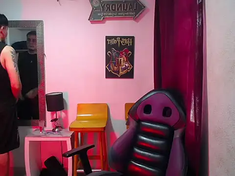 g0lden boss online show from November 2025 01:55:01 PM