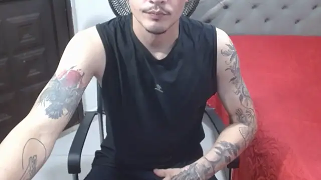 g0lden boss online show from December 2025 08:47:02 PM