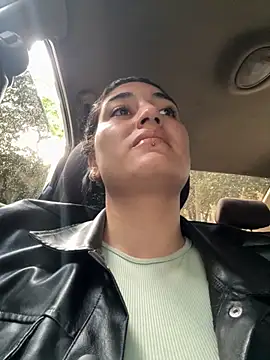 Scarlett 12 online show from October 2025 11:55:02 AM