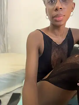 Snapshot of AmyRoss_1 chatting on July 2026 07:05:01 PM AmyRoss 1 online show from July 2026 07:05:01 PM