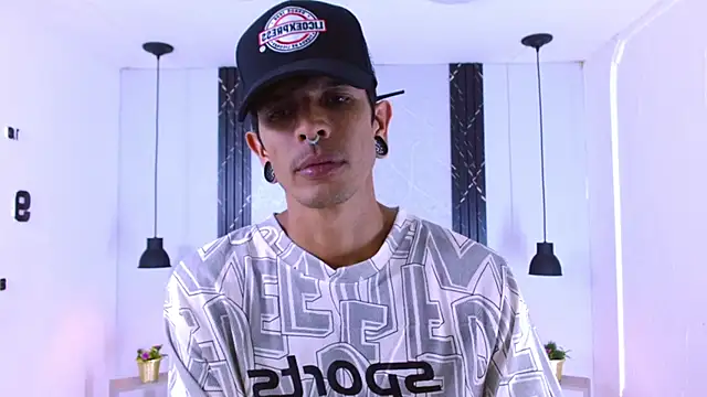 Franvill Trato online show from March 2026 07:31:01 PM