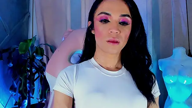 Snapshot of Cristal_Gem1 chatting on June 2026 09:04:02 AM Cristal Gem1 online show from June 2026 09:04:02 AM