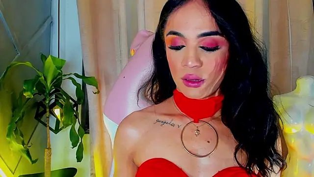 Snapshot of Cristal_Gem1 chatting on July 2026 03:23:01 AM Cristal Gem1 online show from July 2026 03:23:01 AM