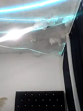 salo-rousee online show from September 2025 11:32:02 AM