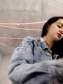 salo-rousee online show from October 2025 09:24:01 PM