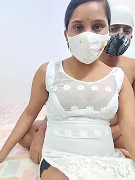 Snapshot of Miss_Riya20 chatting on April 2026 04:43:02 PM Miss Riya20 online show from April 2026 04:43:02 PM