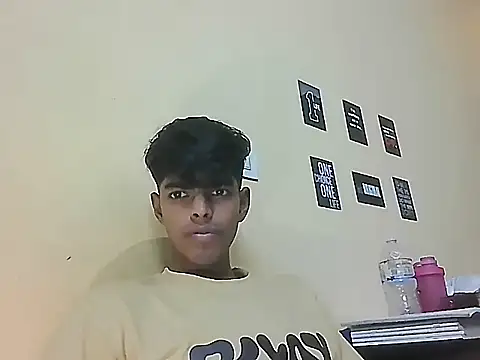 Snapshot of monster_33 chatting on June 2026 04:26:02 PM monster 33 online show from June 2026 04:26:02 PM