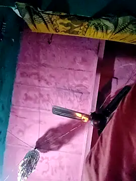 Pooja750 online show from November 2025 06:19:02 PM