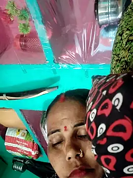 Pooja750 online show from February 2026 06:12:02 AM