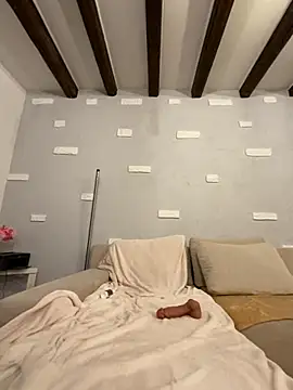 Snapshot of Big_Boob_Gang chatting on November 2025 09:25:02 PM Big Boob Gang online show from November 2025 09:25:02 PM