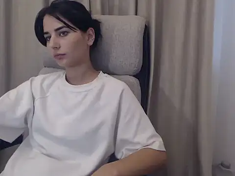 Snapshot of Hot_Bruny chatting on October 2025 10:03:01 AM Hot Bruny online show from October 2025 10:03:01 AM