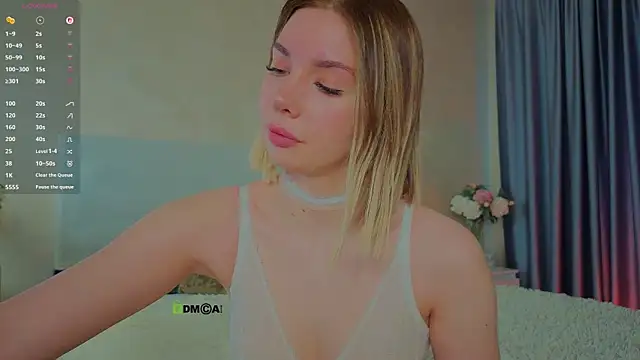 Snapshot of _sophielov chatting on April 2026 03:18:02 PM sophielov online show from April 2026 03:18:02 PM