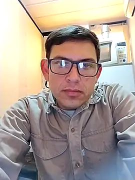 Snapshot of Az-09Ga chatting on May 2026 01:06:01 PM Az-09Ga online show from May 2026 01:06:01 PM
