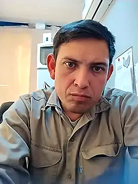 Snapshot of Az-09Ga chatting on May 2026 05:19:01 PM Az-09Ga online show from May 2026 05:19:01 PM