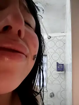 Snapshot of Kitty_Melodi chatting on September 2025 09:26:01 PM Kitty Melodi online show from September 2025 09:26:01 PM