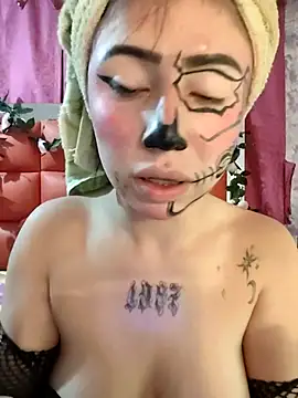 Snapshot of Kitty_Melodi chatting on October 2025 09:10:01 AM Kitty Melodi online show from October 2025 09:10:01 AM