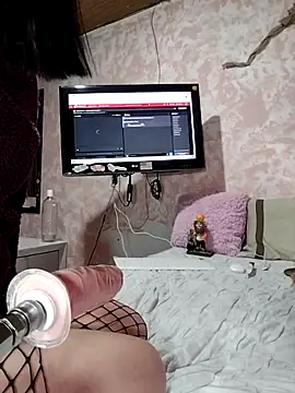 Snapshot of Kitty_Melodi chatting on November 2025 09:23:01 AM Kitty Melodi online show from November 2025 09:23:01 AM