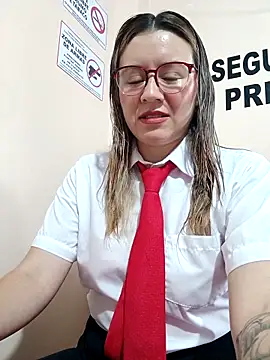 Hannah-colx online show from February 2026 03:01:01 PM