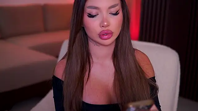 Snapshot of CassyeLips chatting on September 2025 07:48:01 PM CassyeLips online show from September 2025 07:48:01 PM