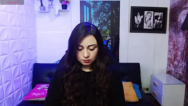 Eva Roussell online show from November 2025 02:50:01 PM