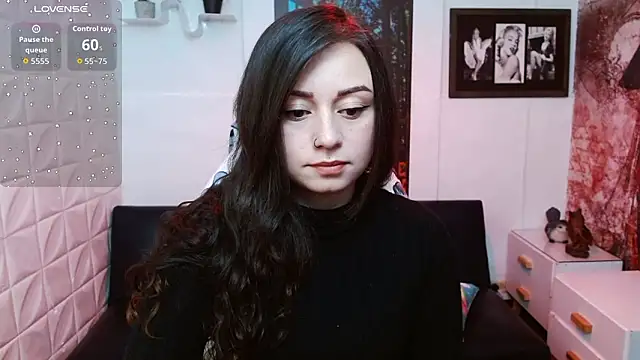 Eva Roussell online show from February 2026 02:33:01 PM