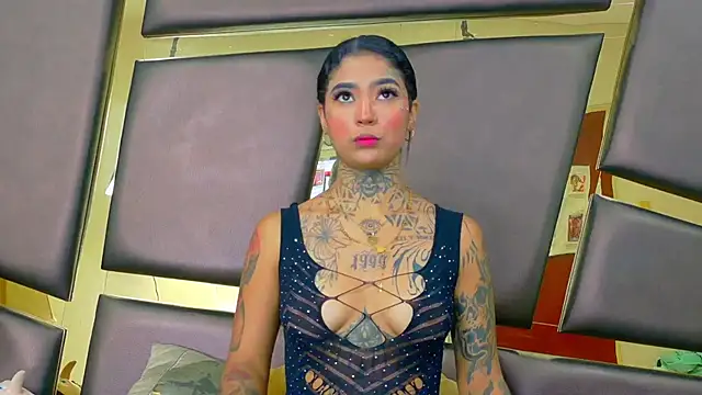 EmilieLake online show from December 2025 09:09:02 PM