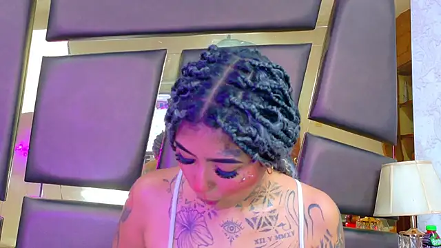 EmilieLake online show from February 2026 07:42:02 PM