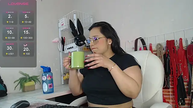  adahara queen online show from December 2025 03:57:01 AM