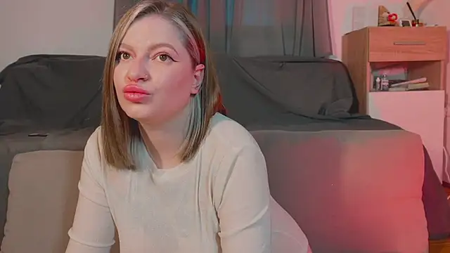 Snapshot of Mia_Kamp chatting on October 2025 04:03:02 PM Mia Kamp online show from October 2025 04:03:02 PM