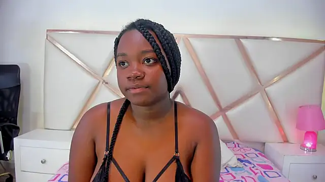 SulyClarck online show from December 2025 07:19:02 PM