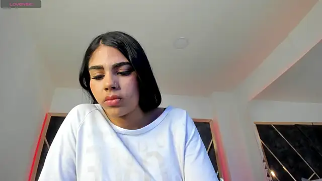 Snapshot of SusanaHenao chatting on April 2026 05:10:01 PM SusanaHenao online show from April 2026 05:10:01 PM