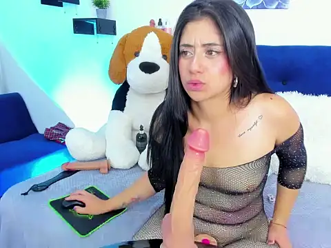 CandyMoon mc online show from December 2025 05:14:01 AM