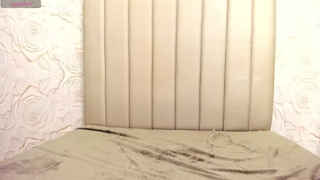 Snapshot of LittleDanny_ chatting on April 2026 05:19:02 PM LittleDanny online show from April 2026 05:19:02 PM