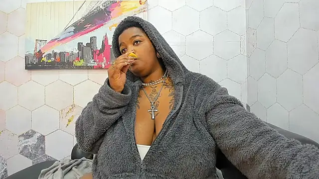 Anaa Fuentess online show from April 2026 11:46:02 AM